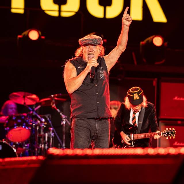 AC/DC Live in Düsseldorf 08.07.2025 Merkur Spielarena Brian Johnson