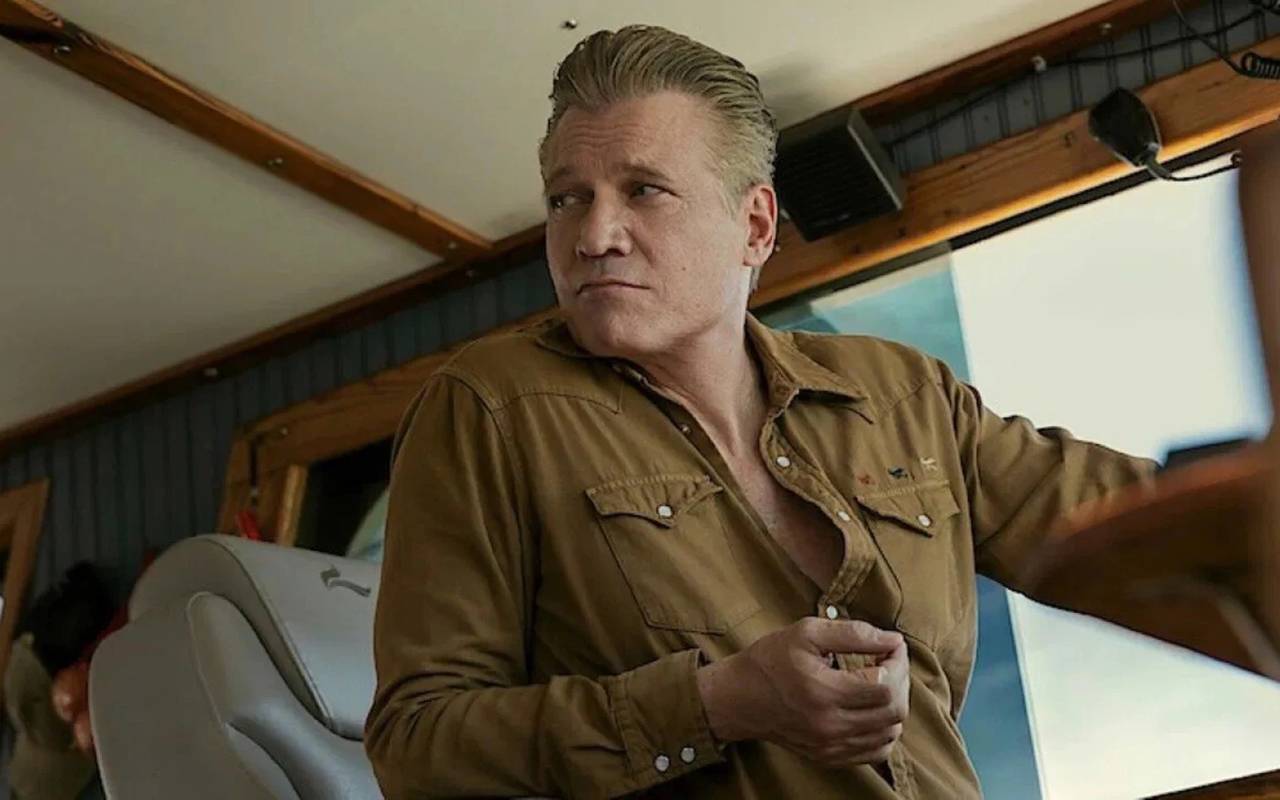 Harlan verstrickt sich in dubiose Geschäfte.