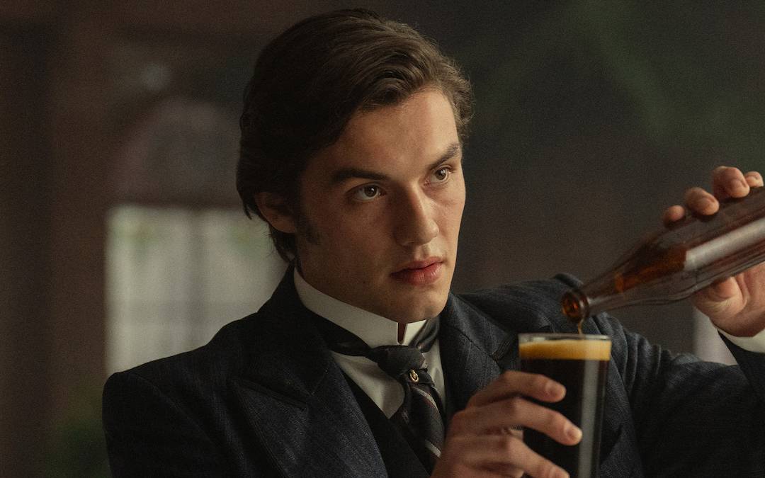 Mit ihrem Bier wollen die Kinder die Welt erobern.