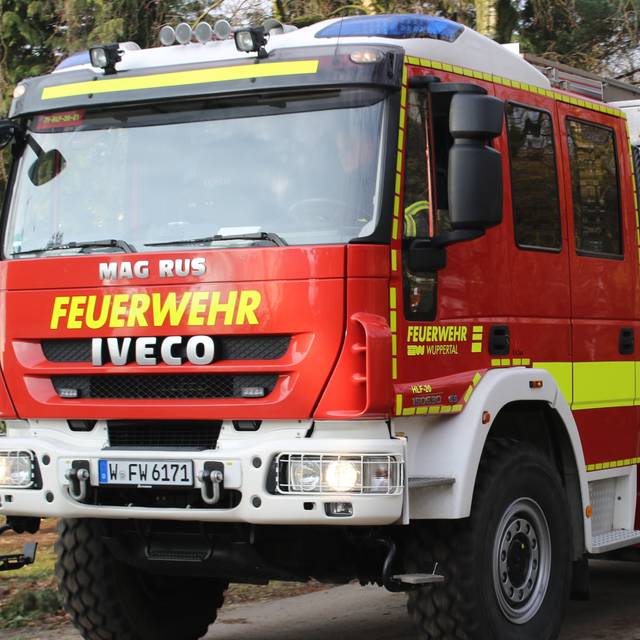 Feuerwehr Wuppertal Feuerwehrauto Löschfahrzeug