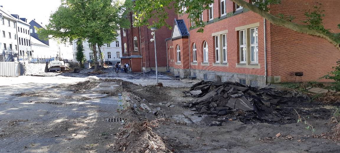 Neuer Schulhof in Barmen – teilweise für alle