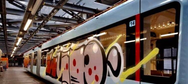 Graffiti-Attacke auf Schwebebahn