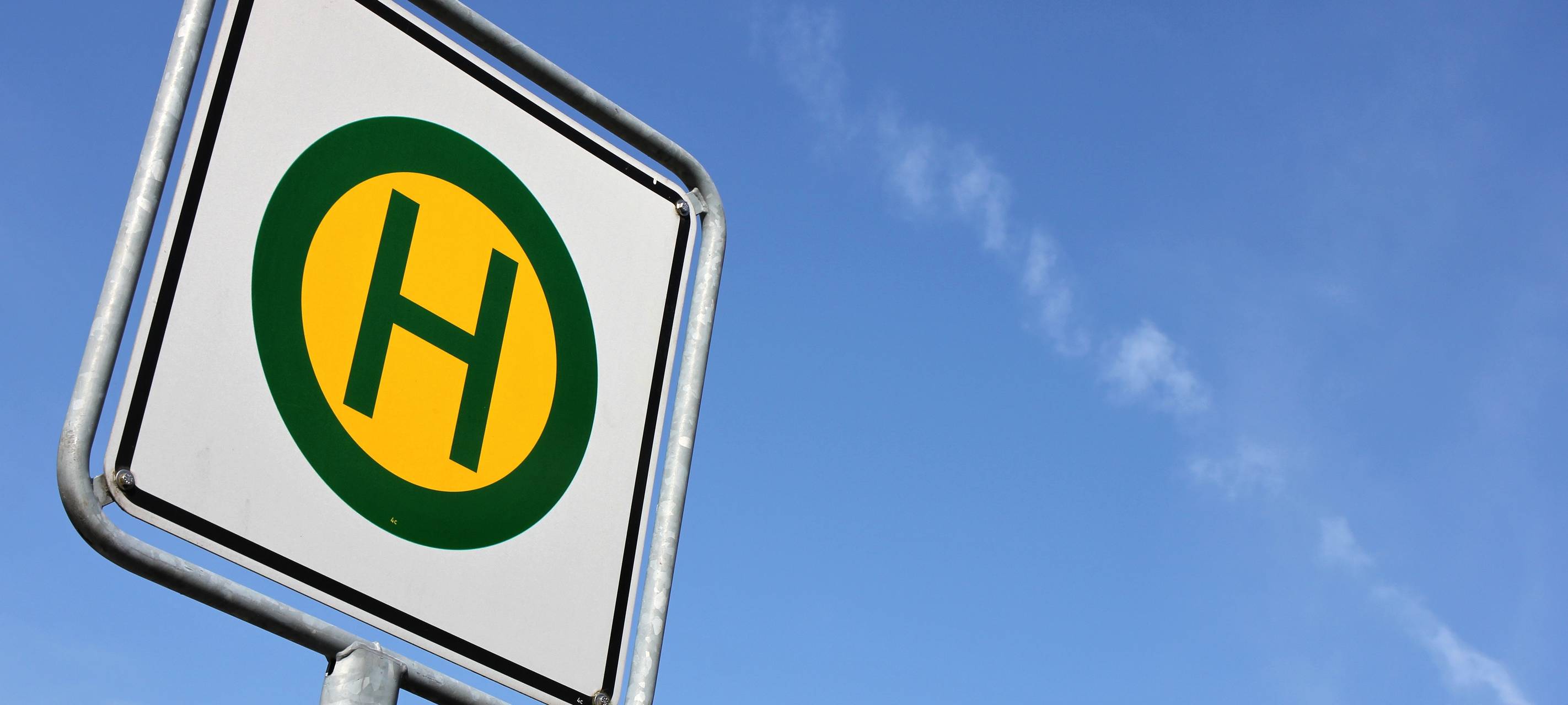 Masken an der Haltestelle: Pflicht noch unbekannt?