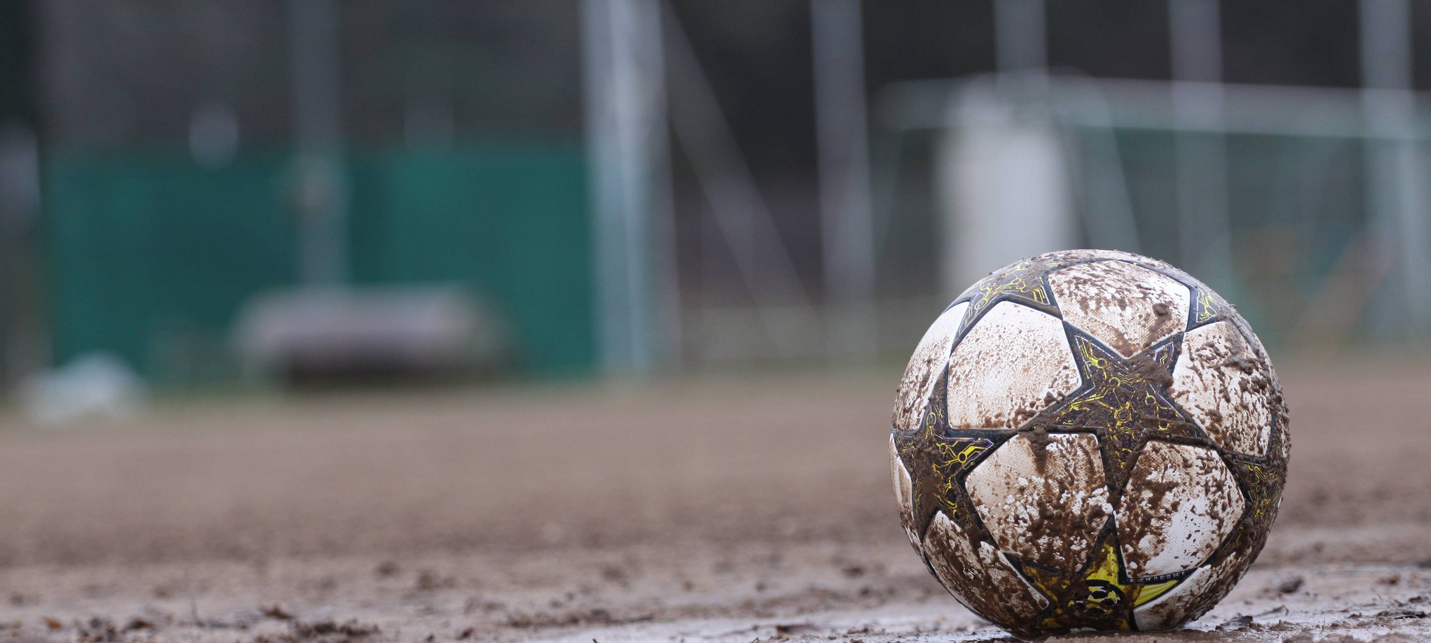 Fußballer (23) wegen Körperverletzung im Spiel verurteilt