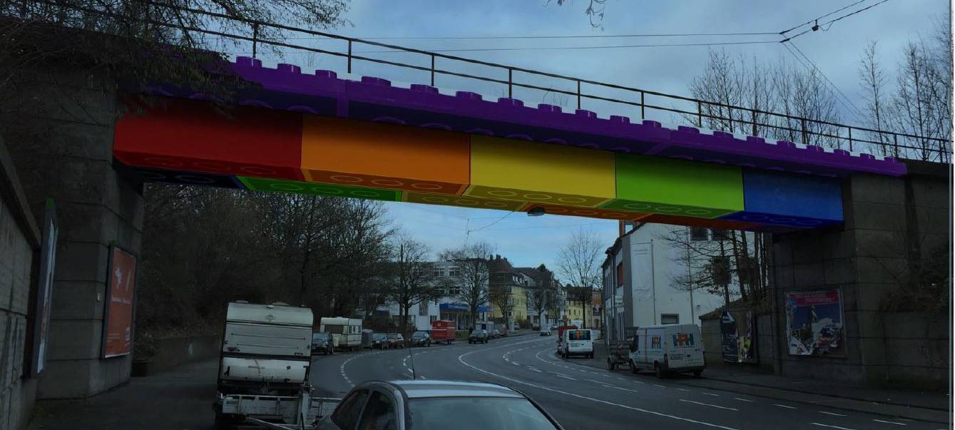Bunte Brücke für die Schwarzbachtrasse