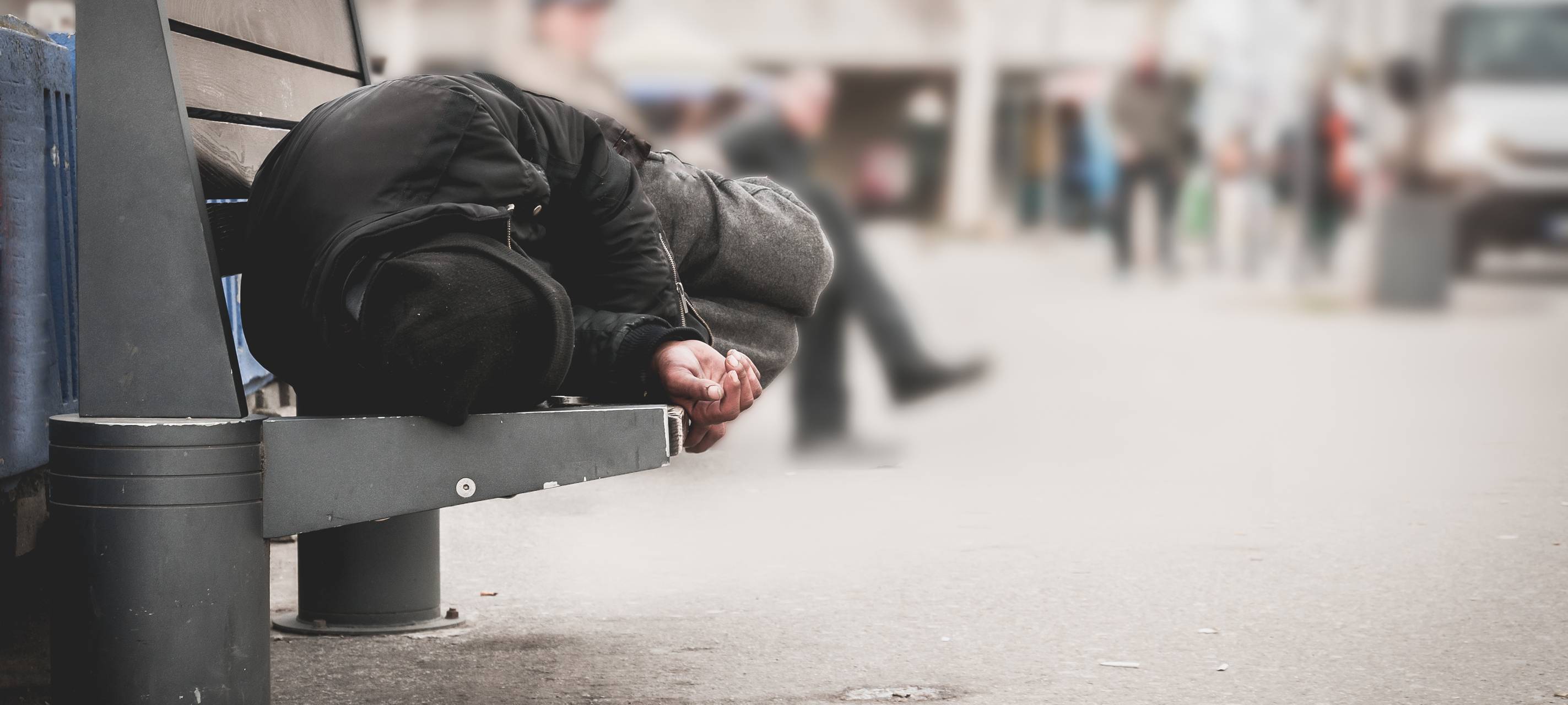 Obdachlose aus Wuppertal erzählt: So kommt sie mit dem