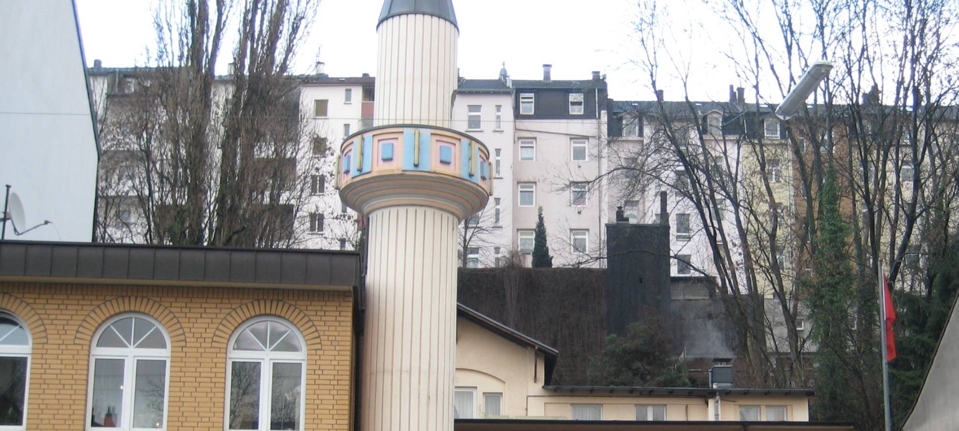 Glockenläuten und Gebetsrufe