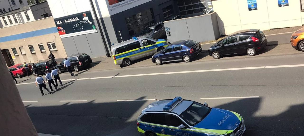 Polizei schießt bei Einsatz in Barmen