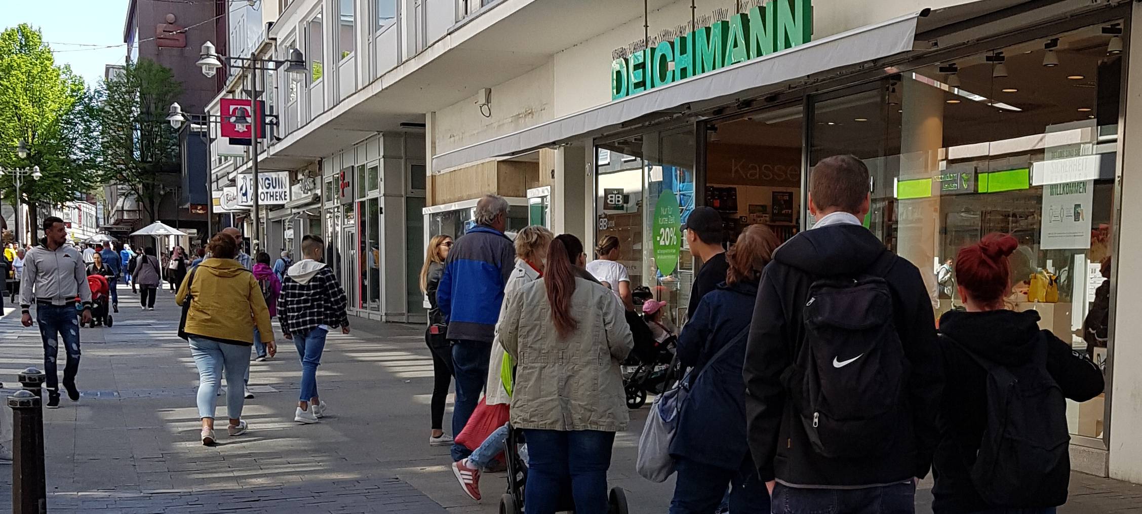 Händler freuen sich über offene Geschäfte