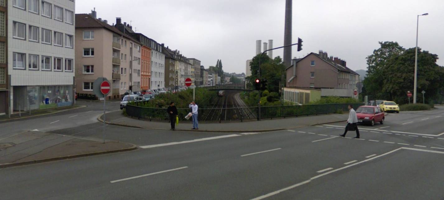 Fußgängerbrücke in Barmen muss weg
