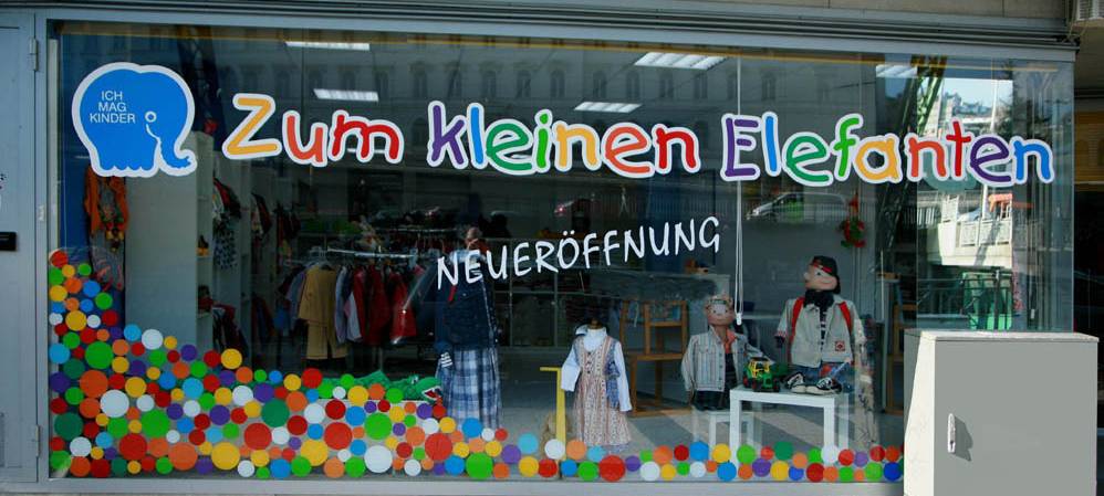 Kleidung und Spielsachen für Geflüchtete