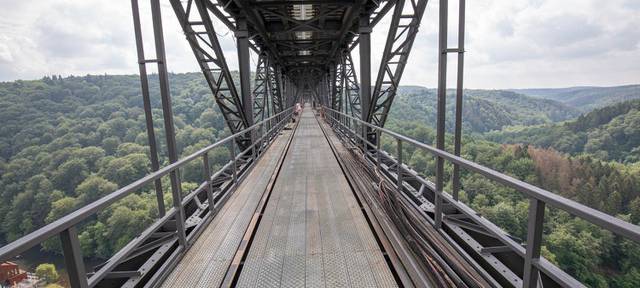Rad- und Fußweg auf der Müngstener Brücke?