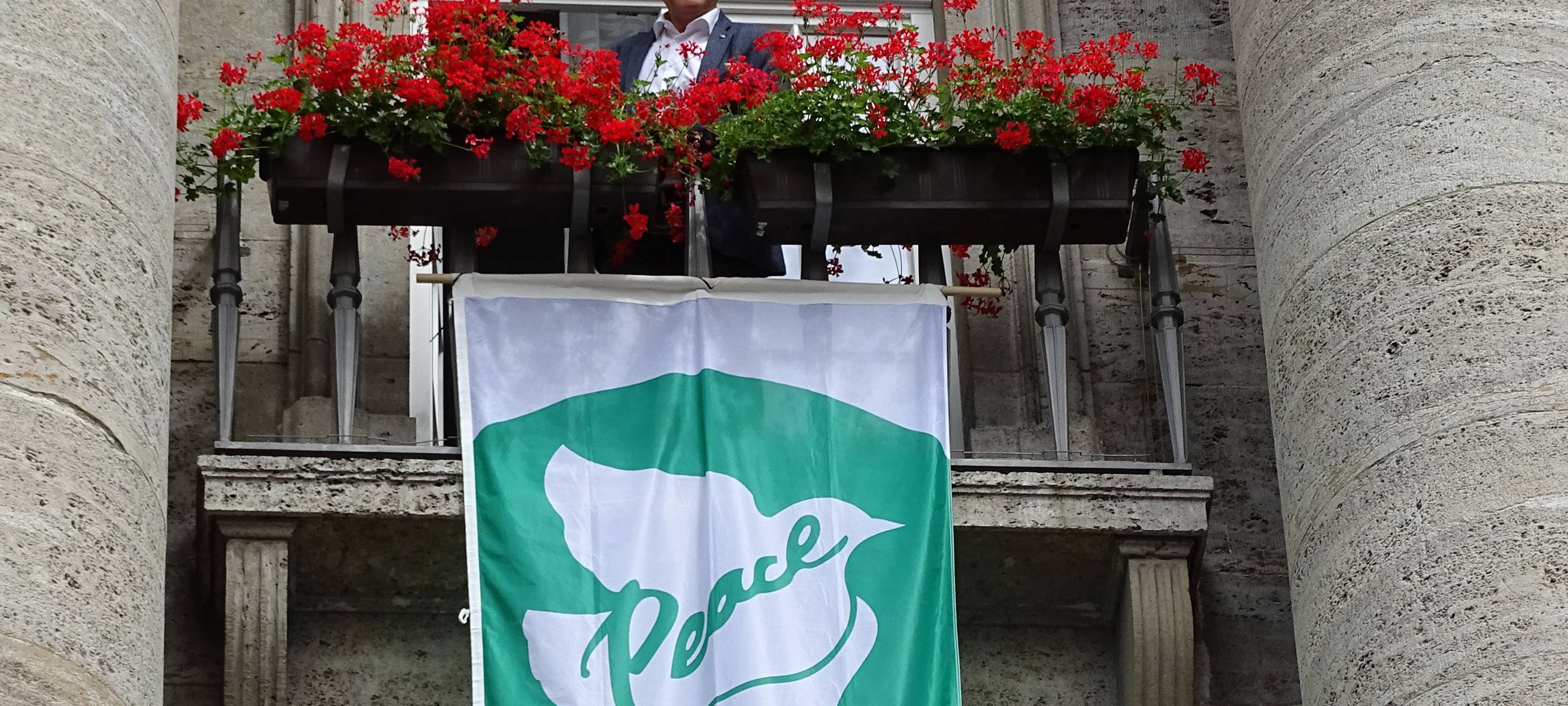 Flagge gegen Atomwaffen