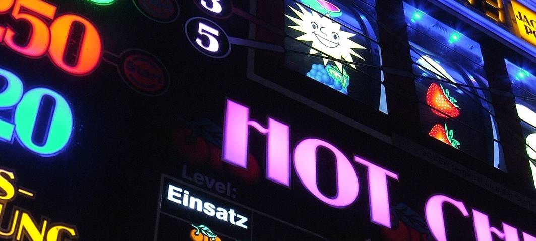 Zeugen für Spielhallen-Raub gesucht