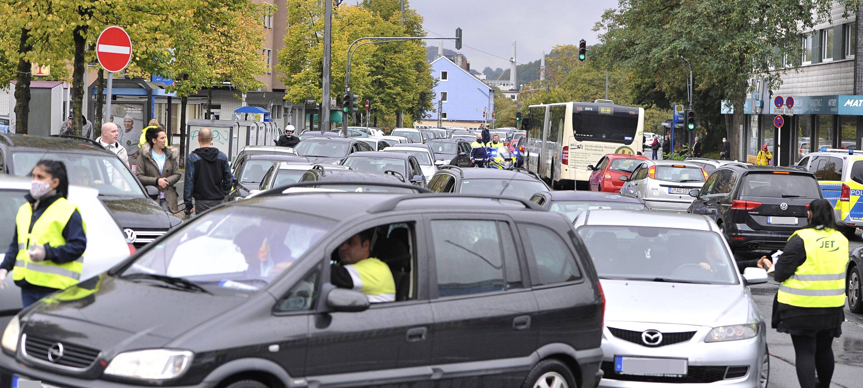 Lange Staus wegen Werbeaktion