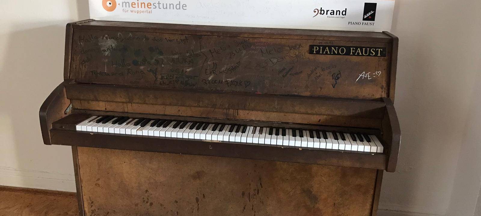 Bahnhofsklavier wird getauscht