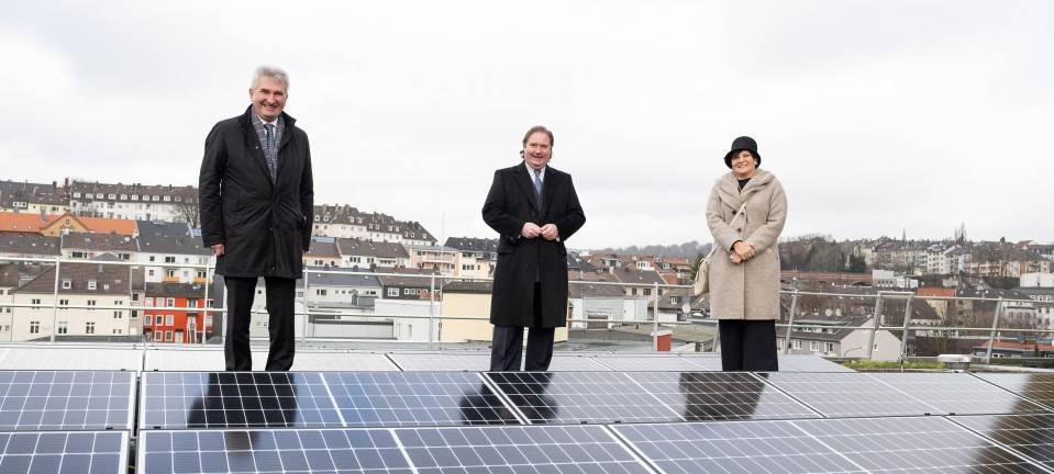 Solaranlage auf dem Finanzamt