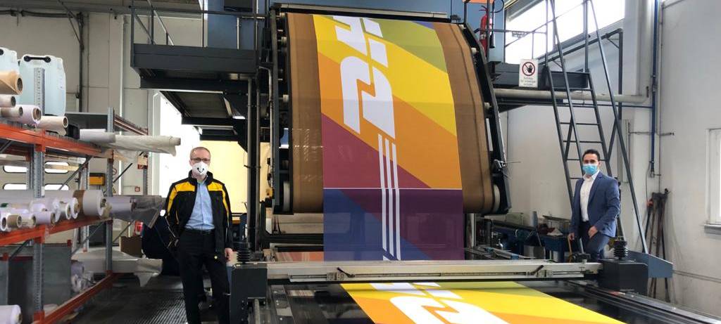 Fahnen Herold produziert für die Post