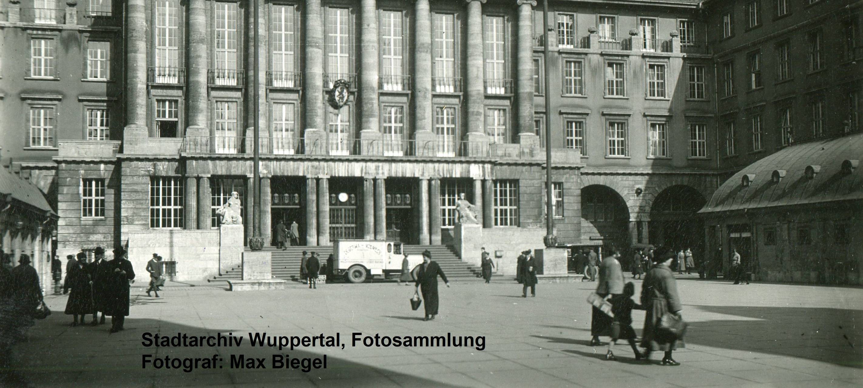 100 Jahre Barmer Rathaus
