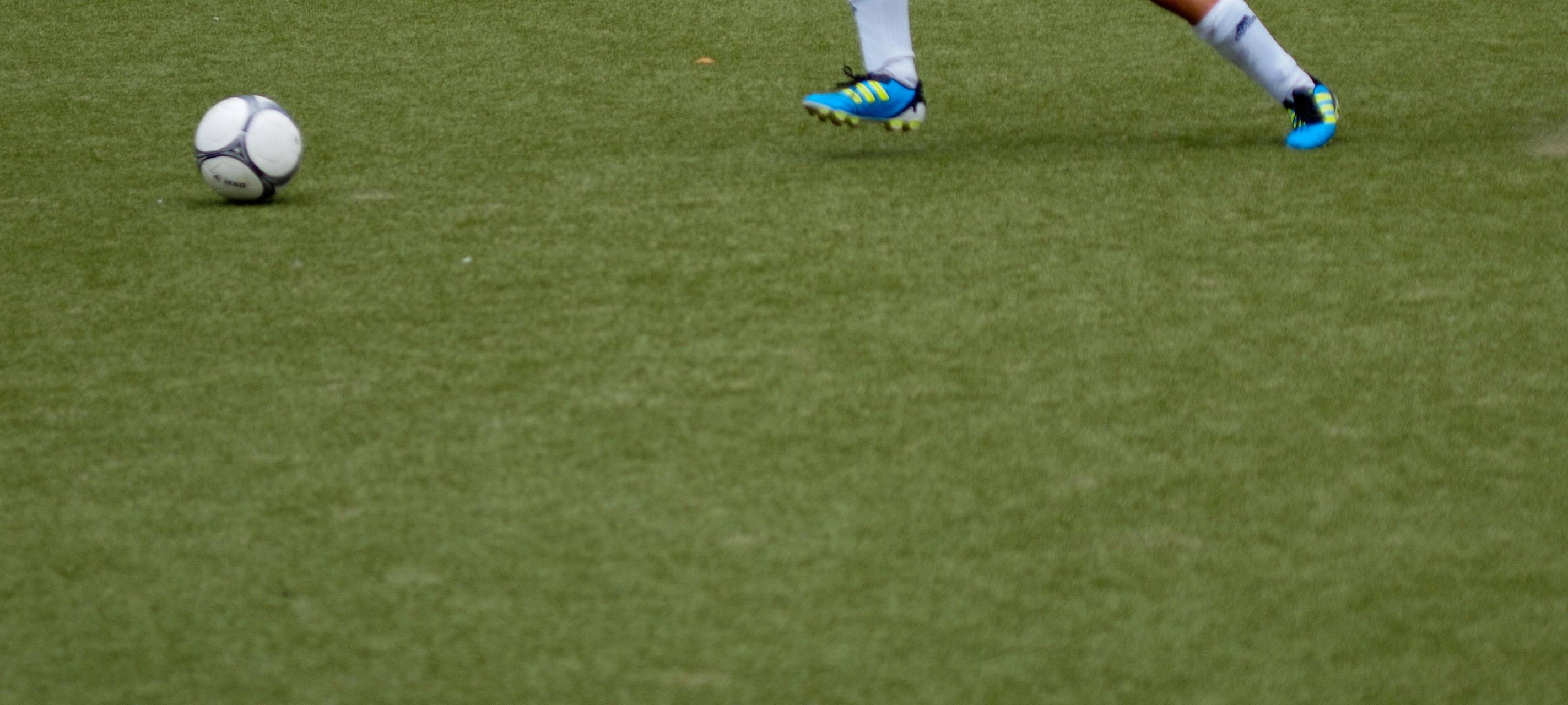 Stadt bleibt bei Kunstrasen-Frage entspannt