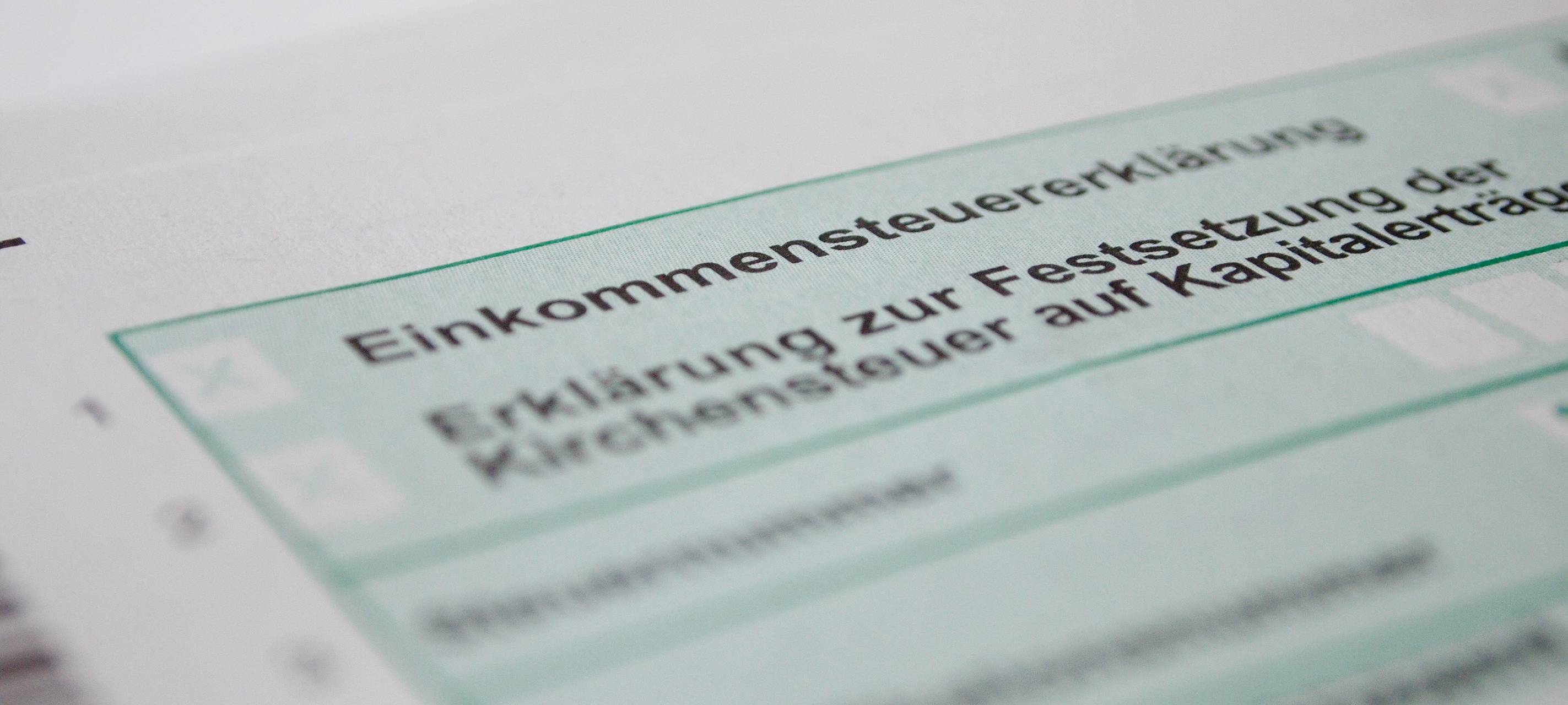 Einkommensmillionärinnen und -millionäre