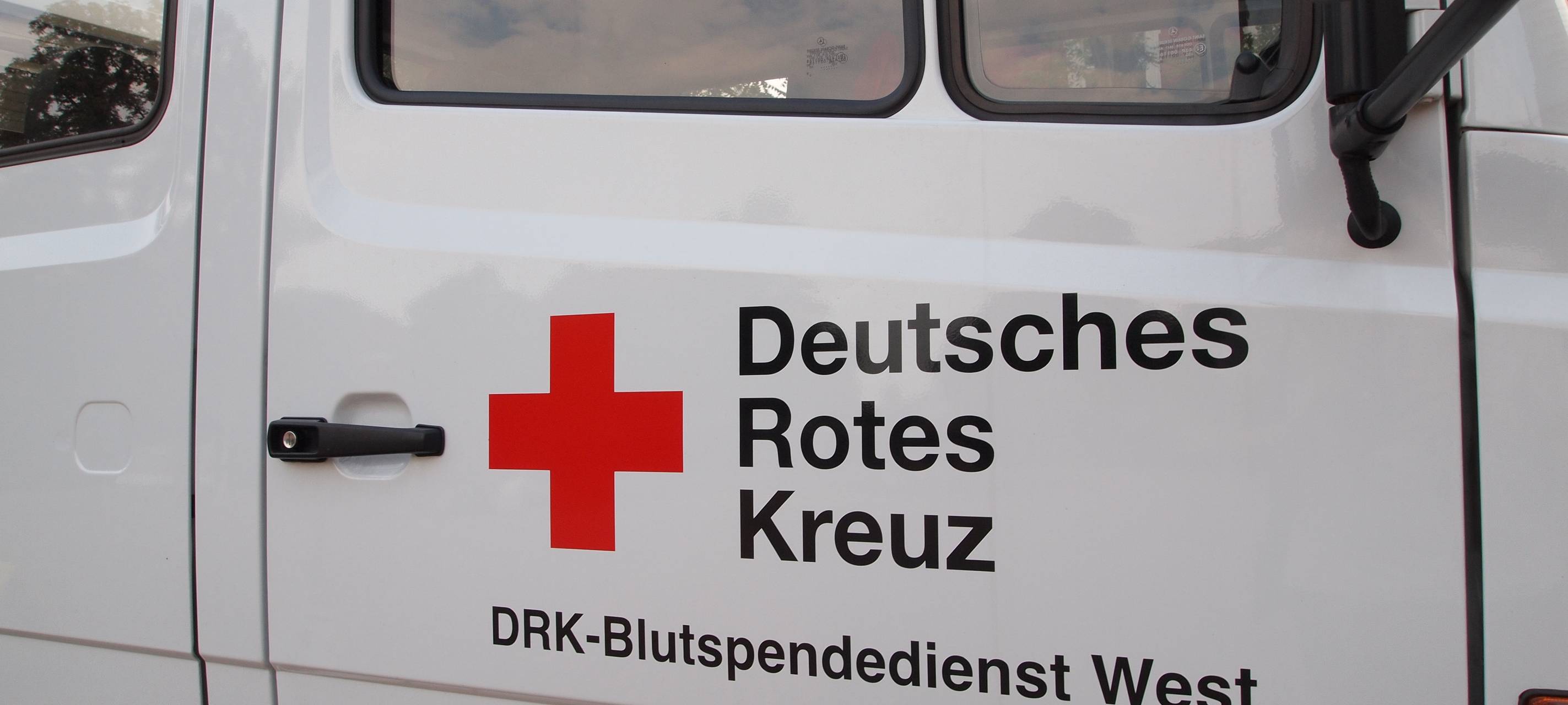 Blut spenden mit Radio Wuppertal und BMW procar