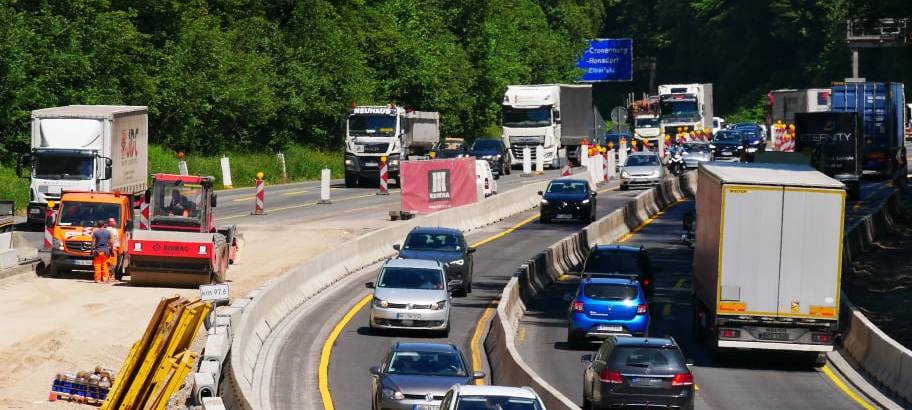A46: Harte Worte nach Wendemanövern im Stau