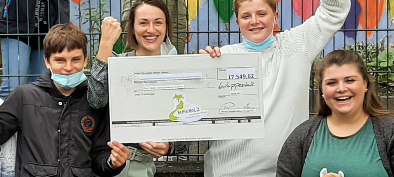 Herder-Schule spendet fürs Kinderhospiz