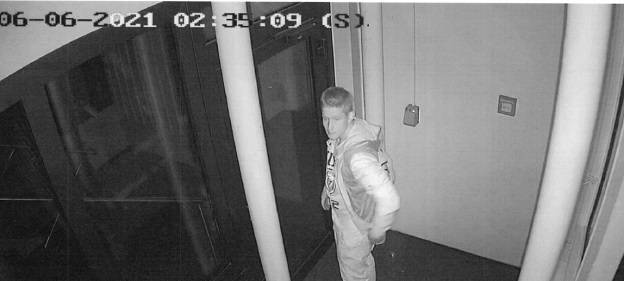 Wer kennt den Sparkassen-Einbrecher?