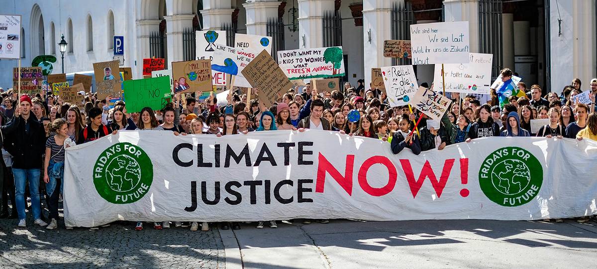 Fridays For Future demonstriert in Wuppertal