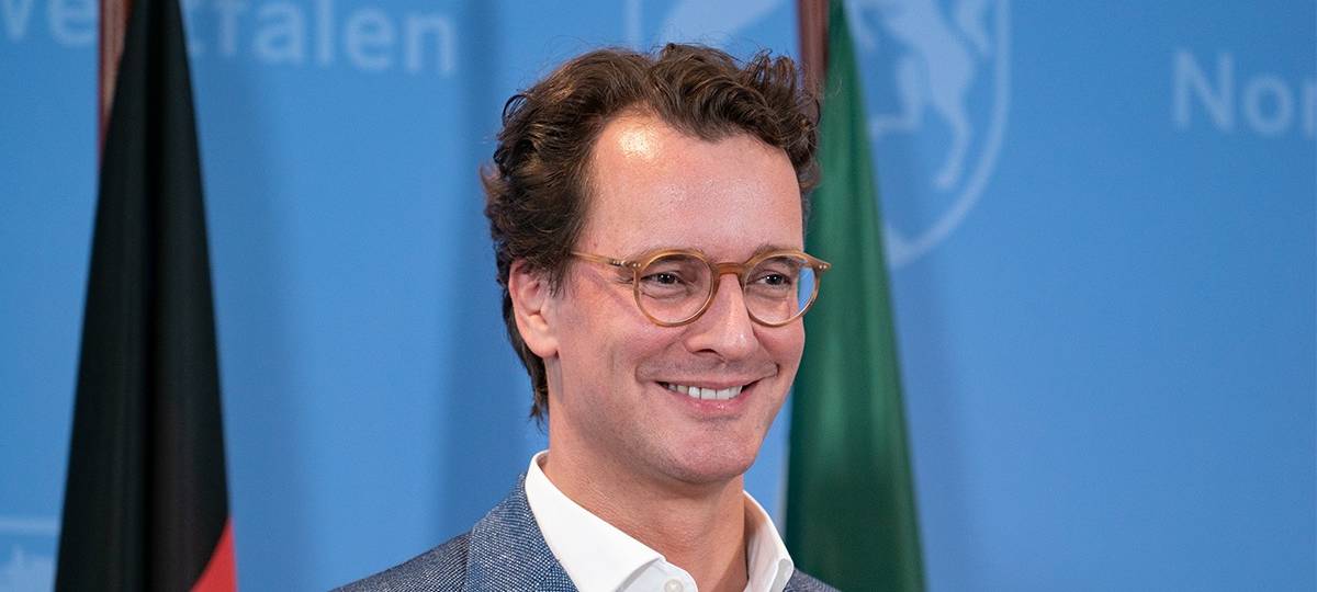 Junior-Uni wüst beschirmt