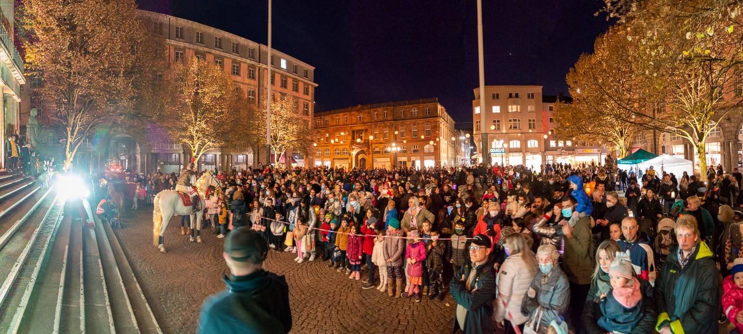 Über 6000 beim Martinszug in Elberfeld