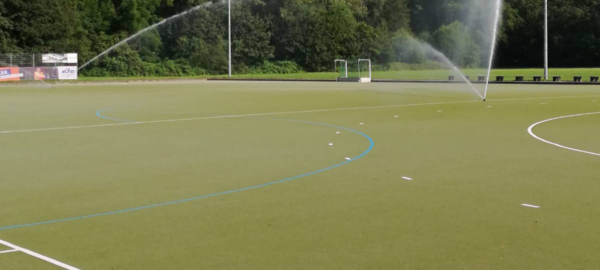 Neuer Kunstrasen für den Freudenberg