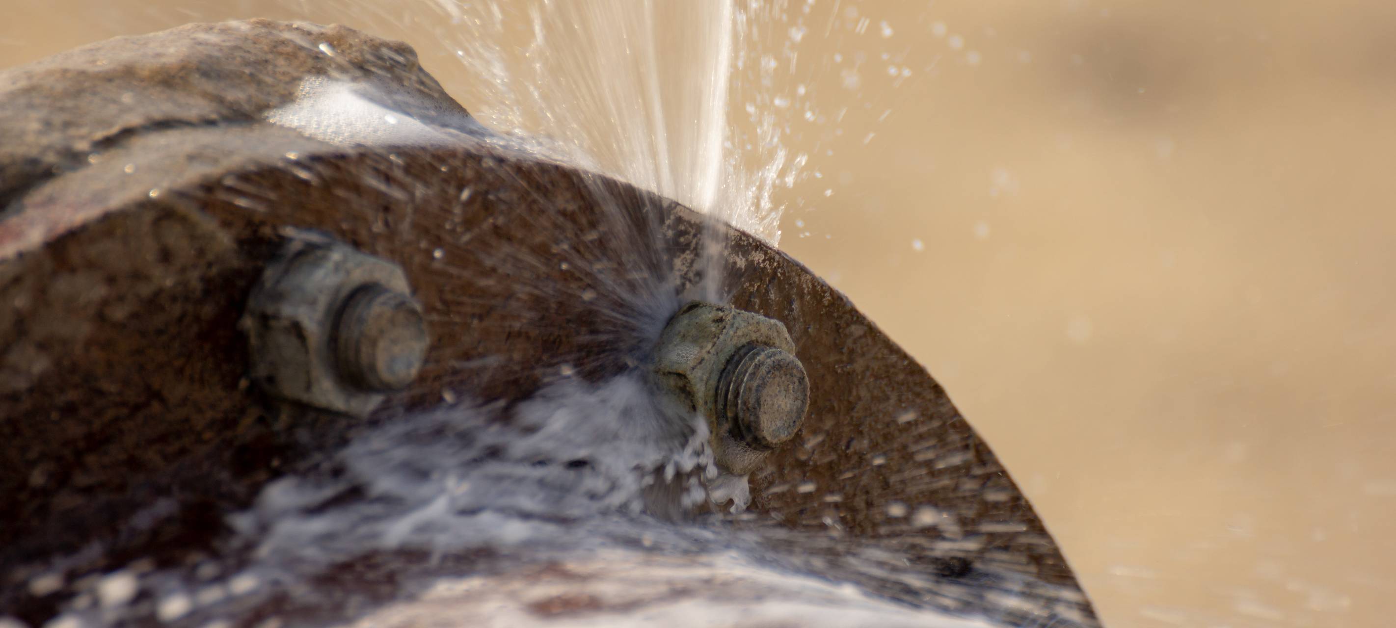 Wieder eine kaputte Wasserleitung an der Weststraße
