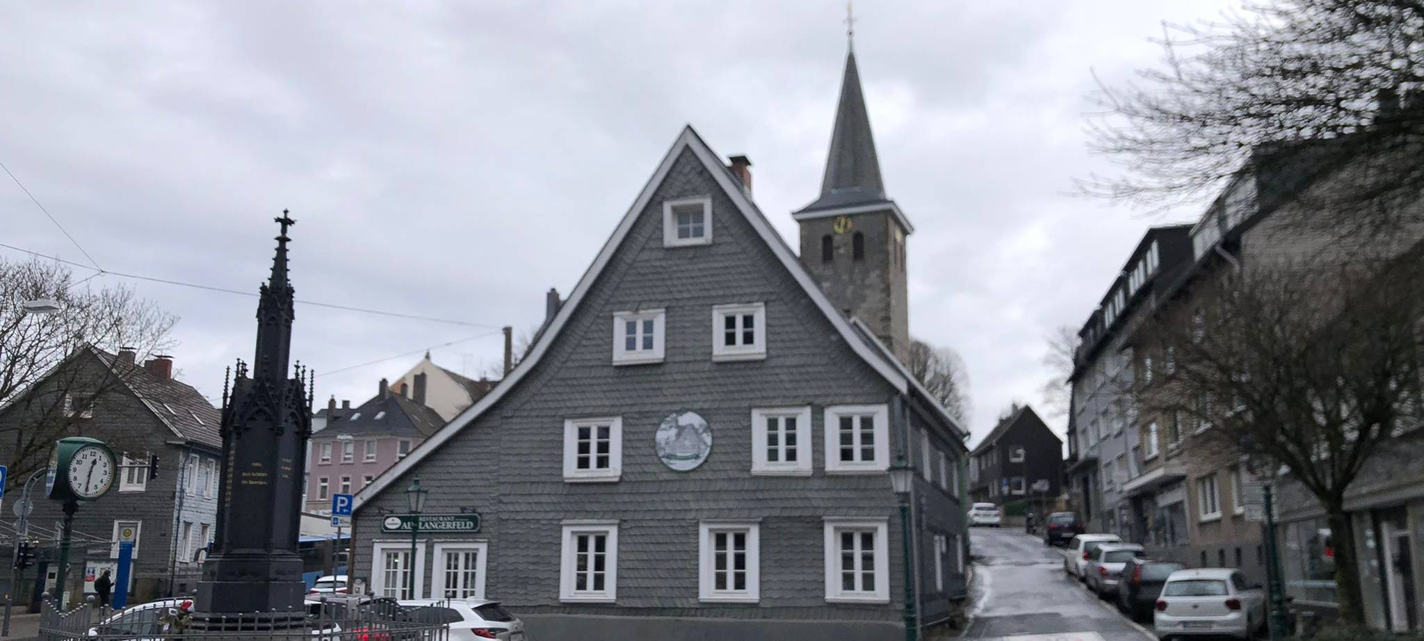 Langerfelder Markt ist jetzt verkehrsberuhigt