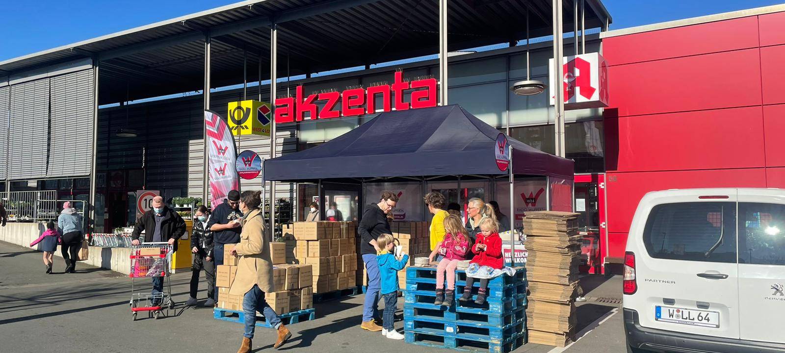 600 Lebensmittel-Kartons für die Ukraine