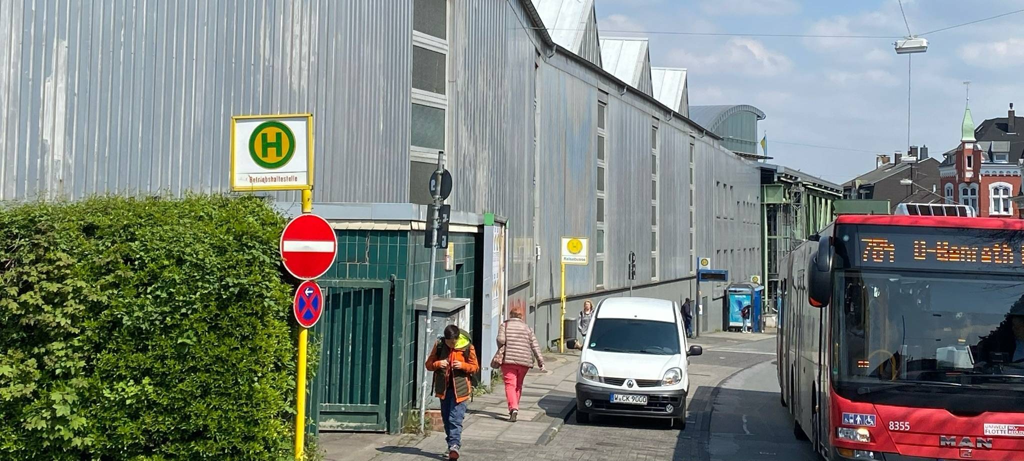 Anmeldestart 10 Uhr: Schwebebahn-Sonderfahrt