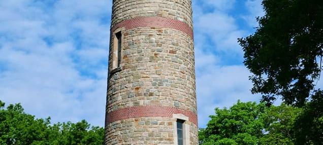 Fahne zeigt an, ob Toelleturm geöffnet ist