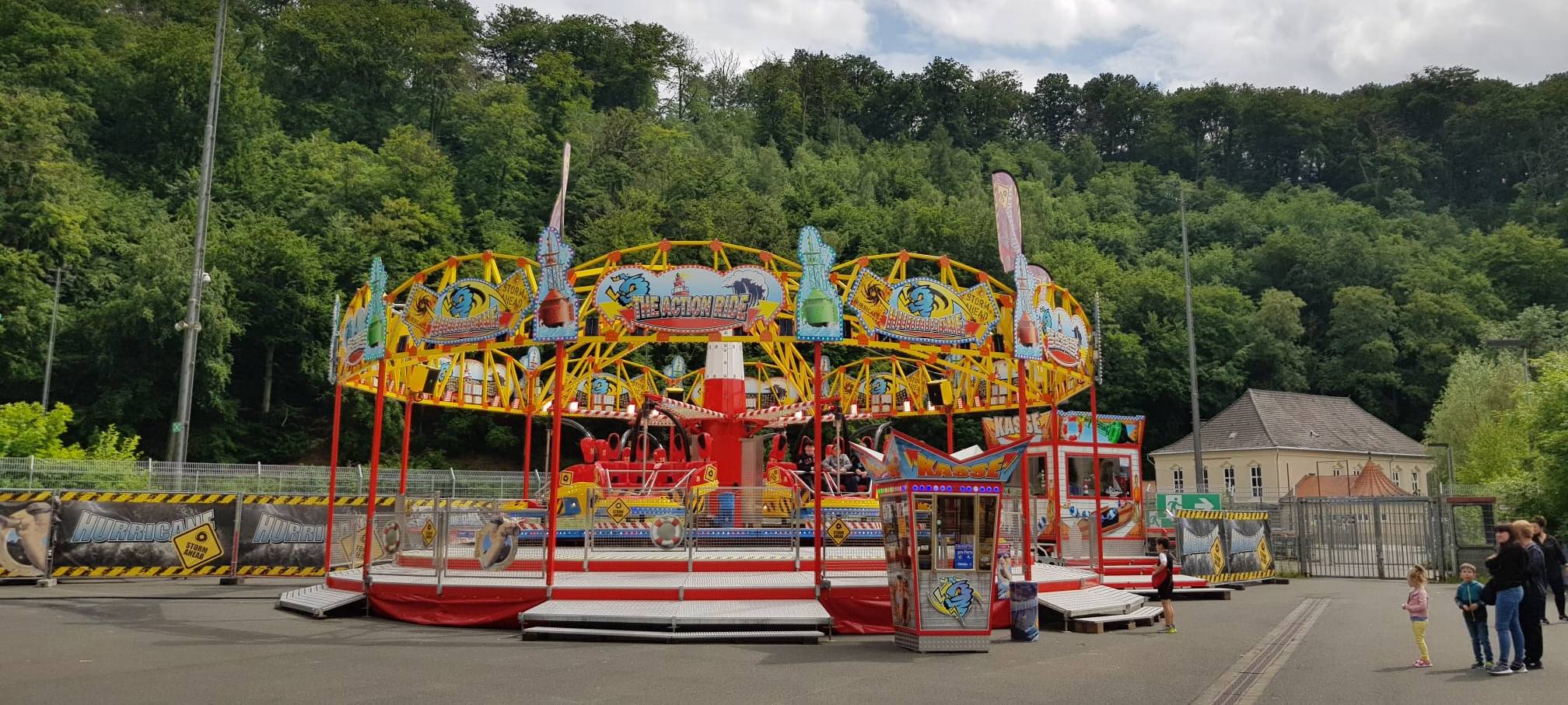 Kirmes am Stadion beginnt