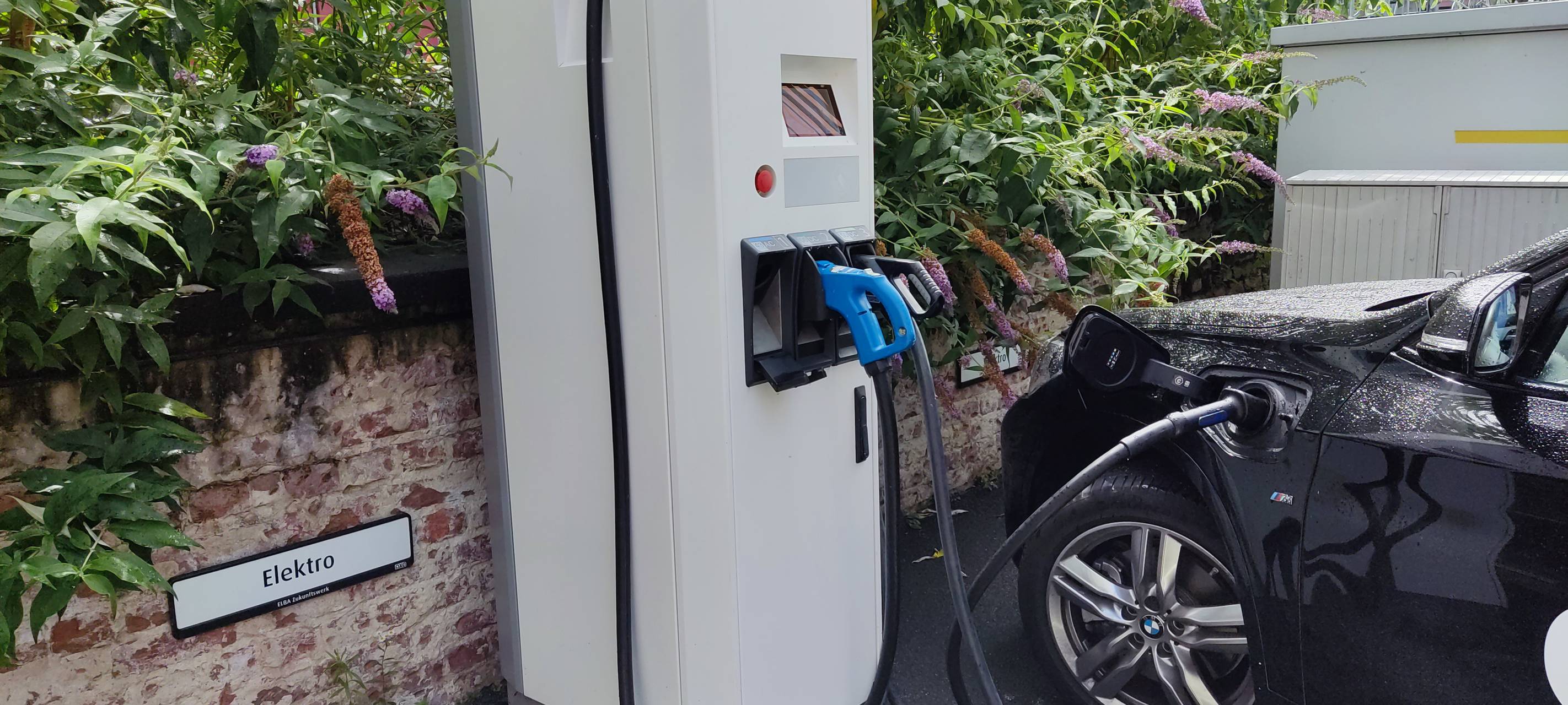 E-Auto laden nur mit viel Geduld