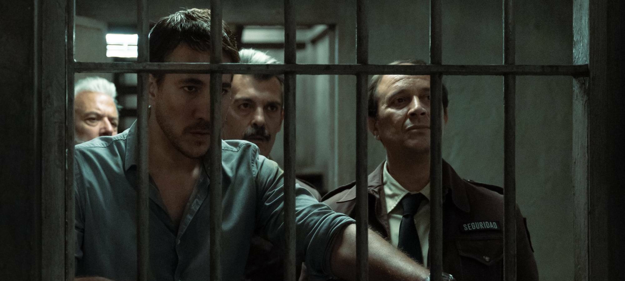 Noch sitzt Simon Lago hinter Gittern.