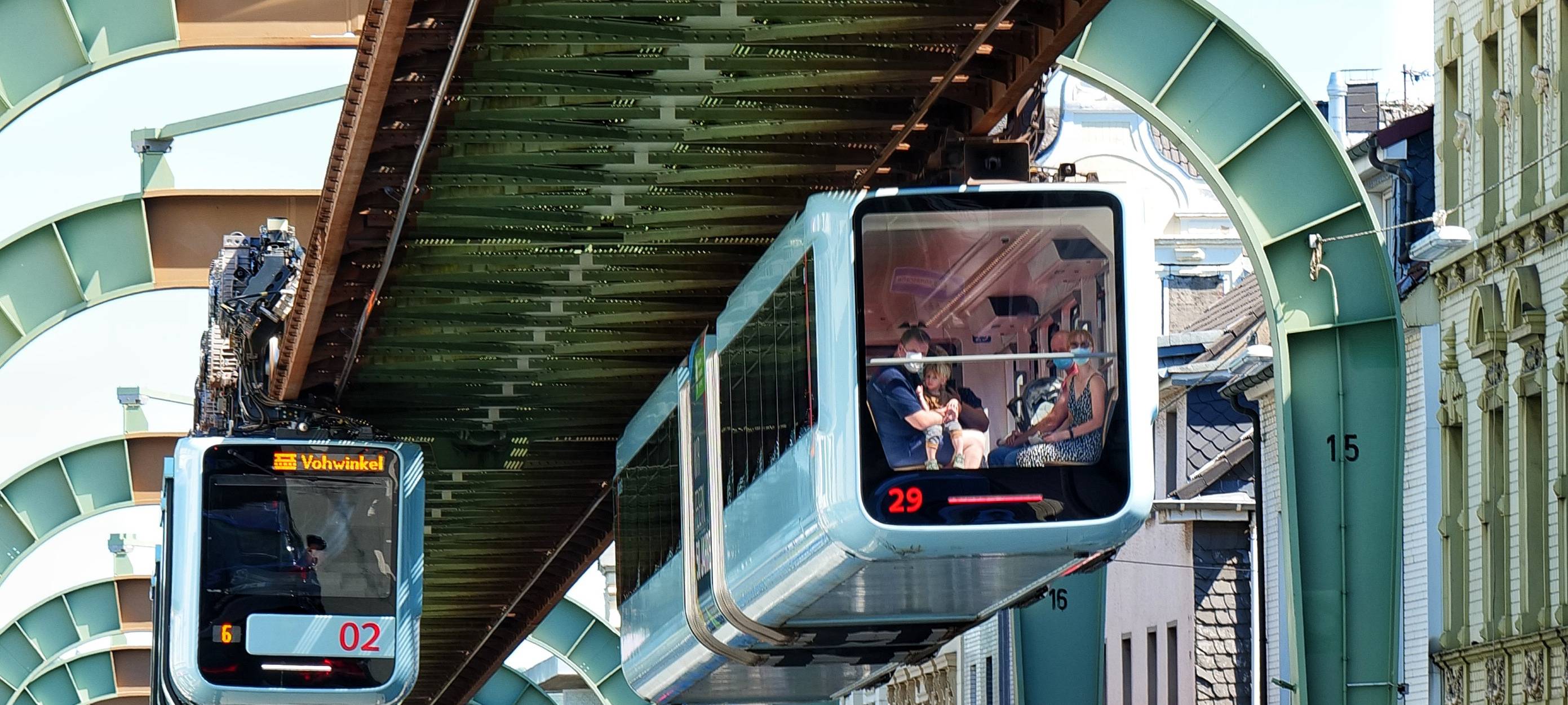 Schwebebahnen werden bald schneller