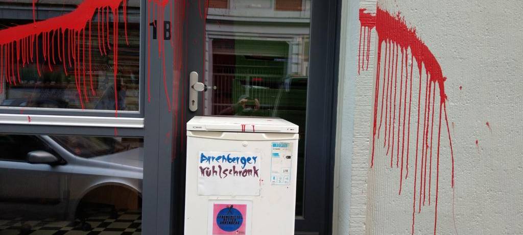 Schmierereien am Stadtteilbüro