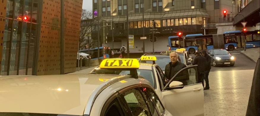 Taxizentrale will mehr Stellplätze