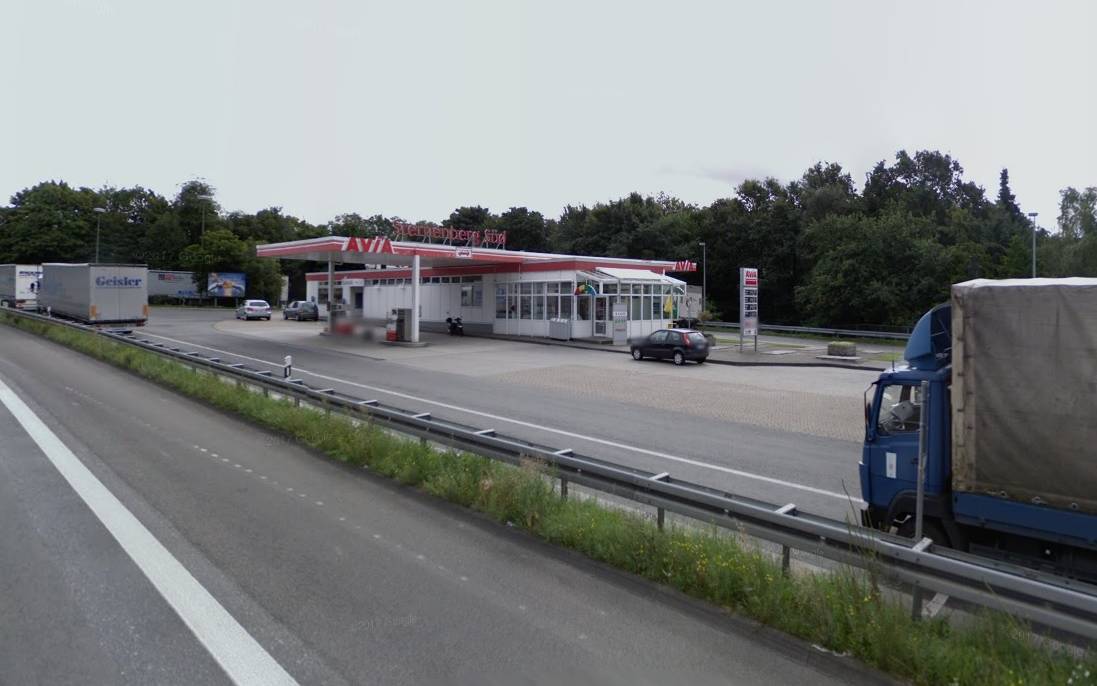Unbekannte werfen Steine auf die A46