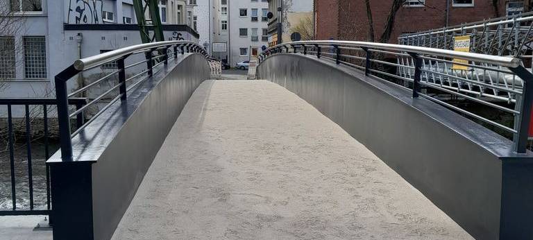 Neue Wupperbrücke wird eingeweiht