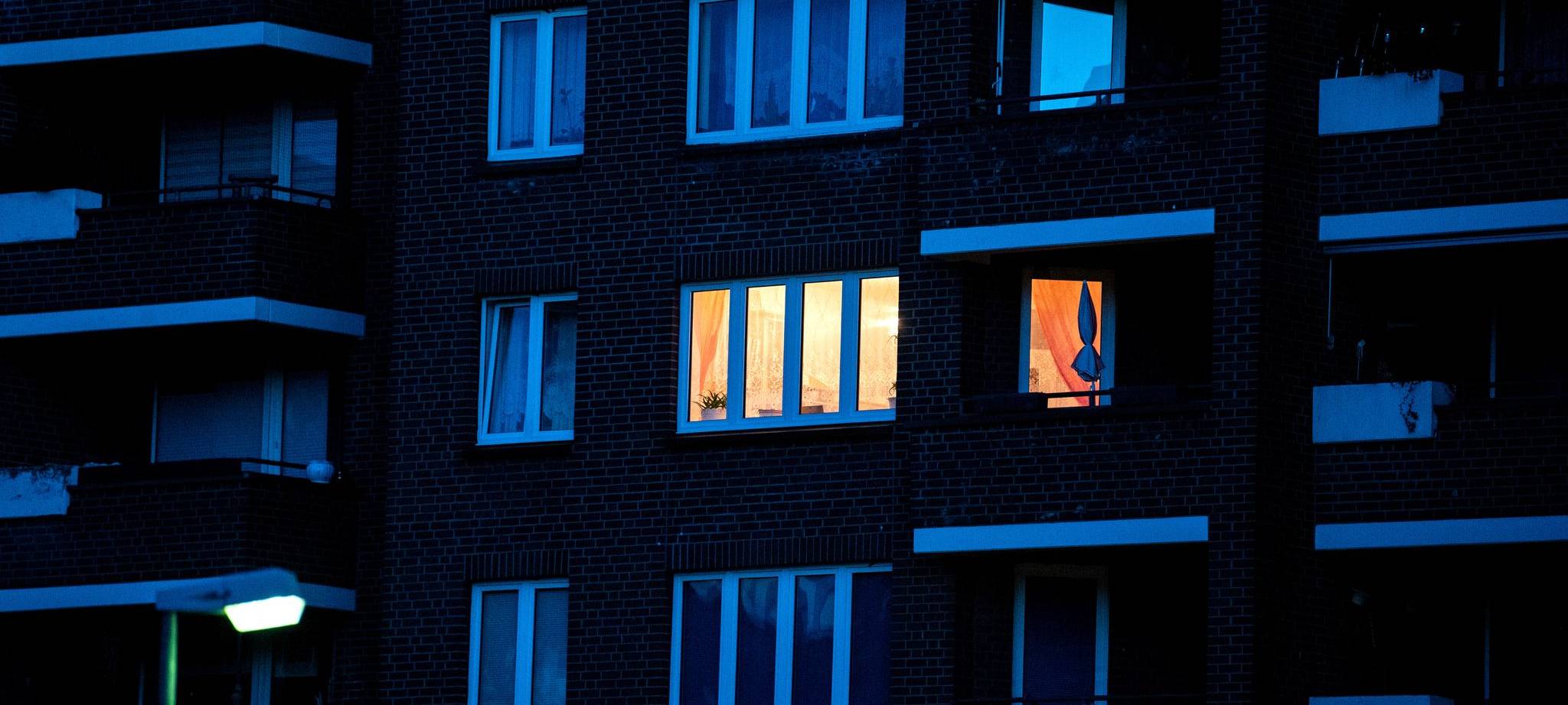 Singles verbrauchen im Schnitt 1900 kWh pro Jahr. Zu zweit sind es durchschnittlich rund 2890 kWh.