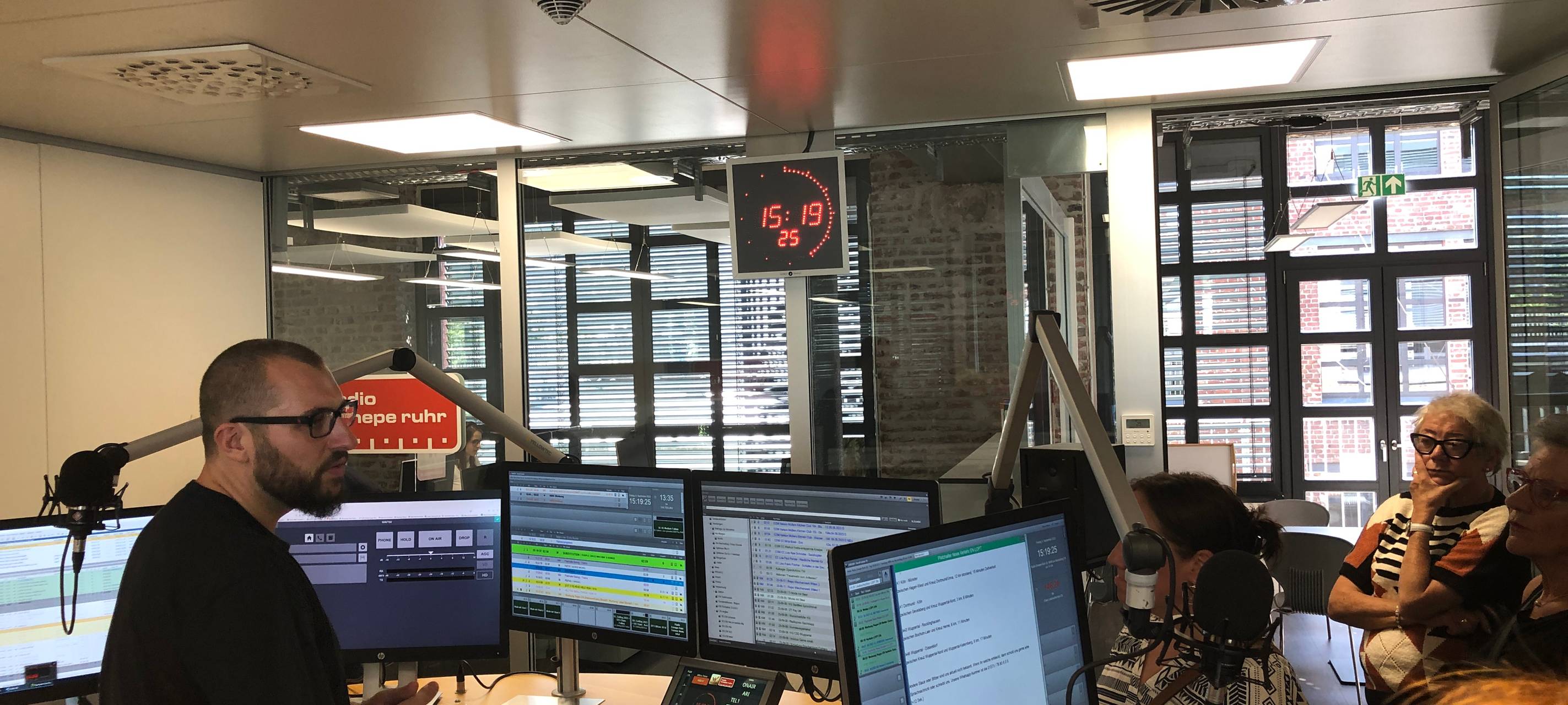 Wuppertal 24 Stunden live