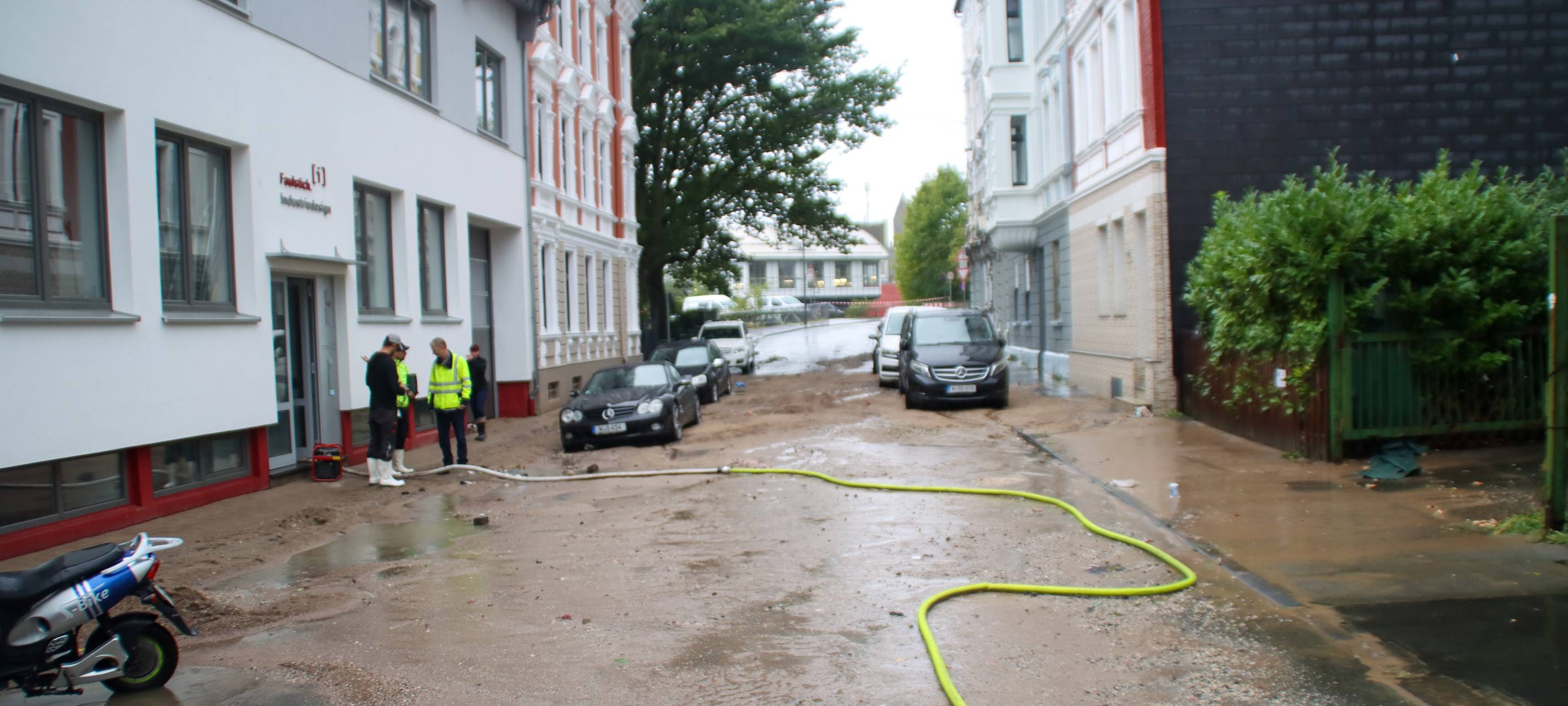 Großer Schaden durch Rohrbruch