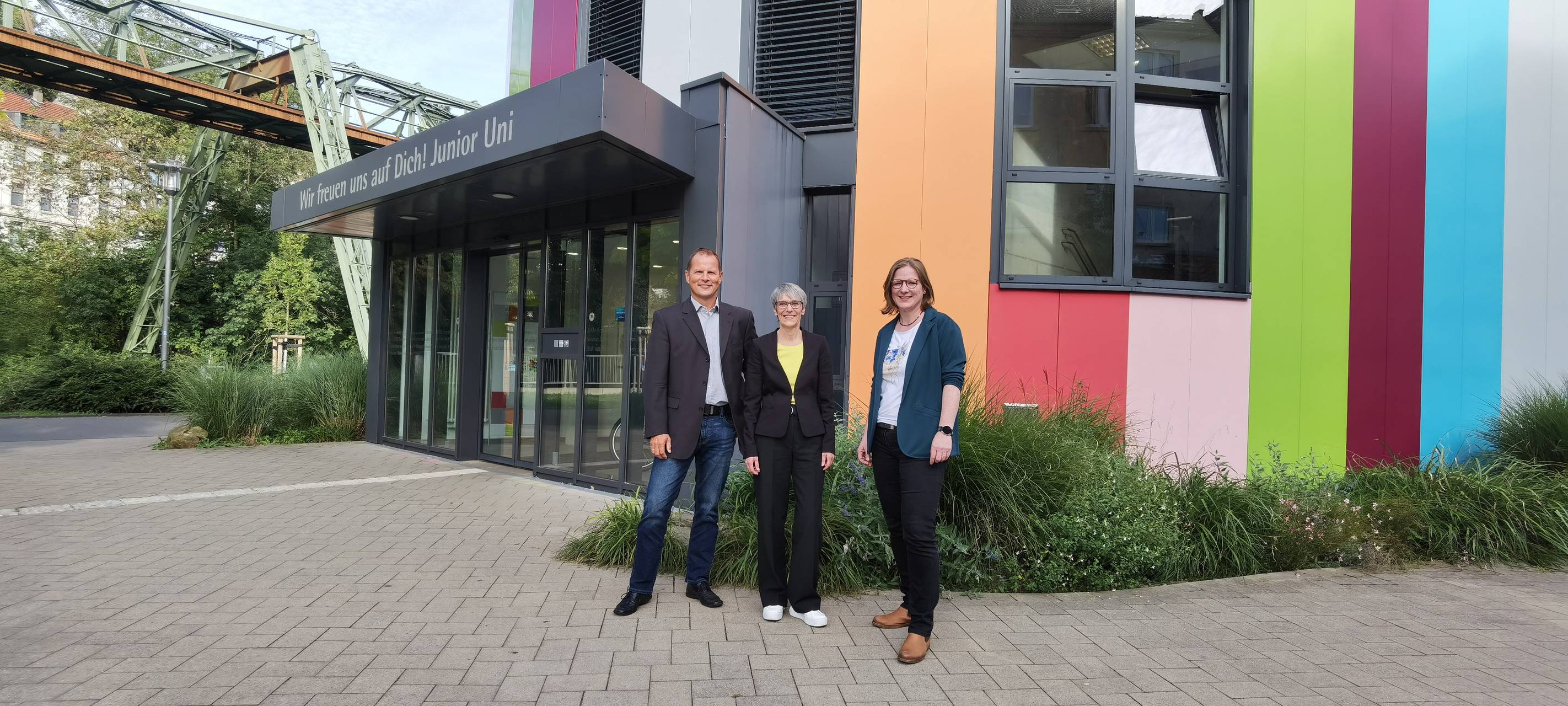 Junior Uni bekommt großzügige Spende